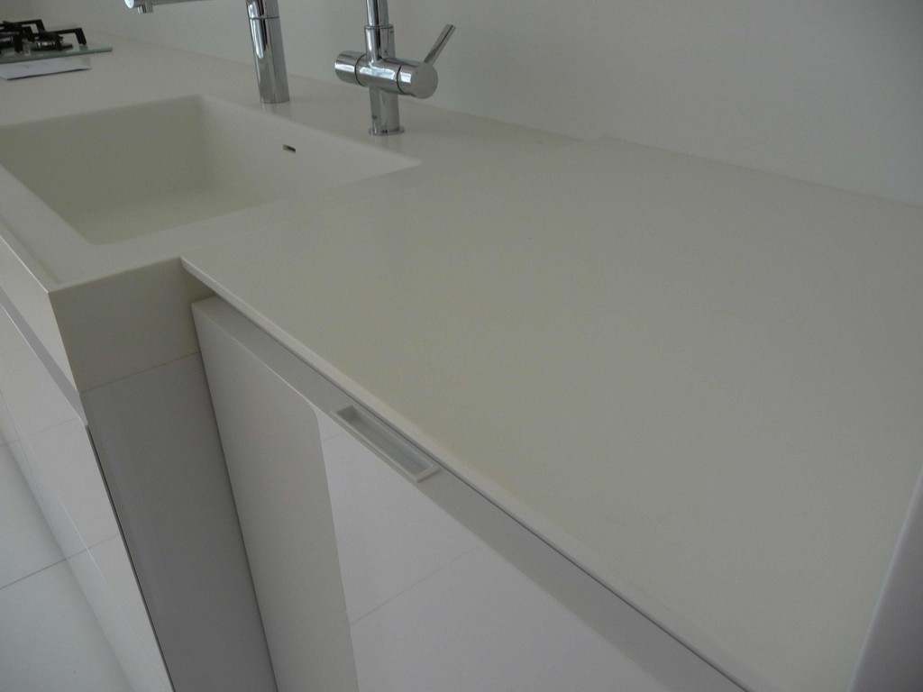 cucina-lucida+corian2